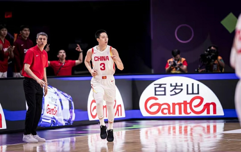 在本次男篮, 大胜对手