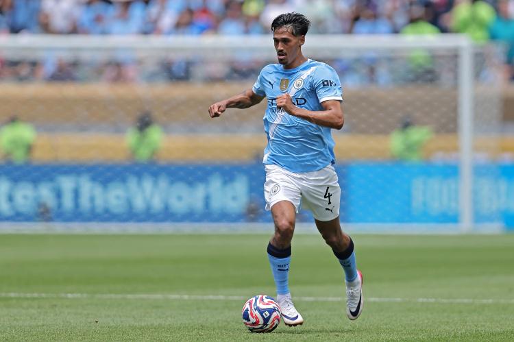 而给了我们, 但在英超联, aafdg