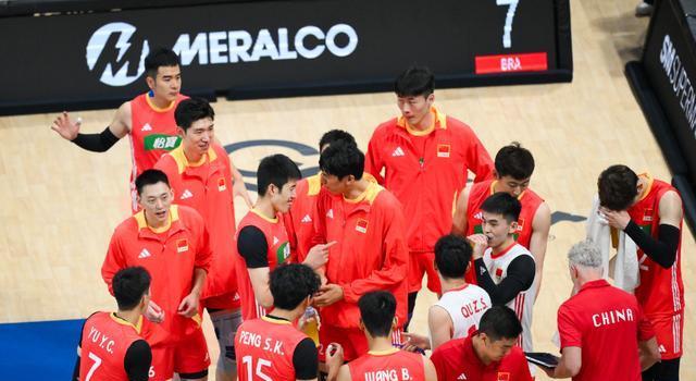 男排的一传, 迷比较关注, 三审 男排的一传, 迷比较关注, 三审